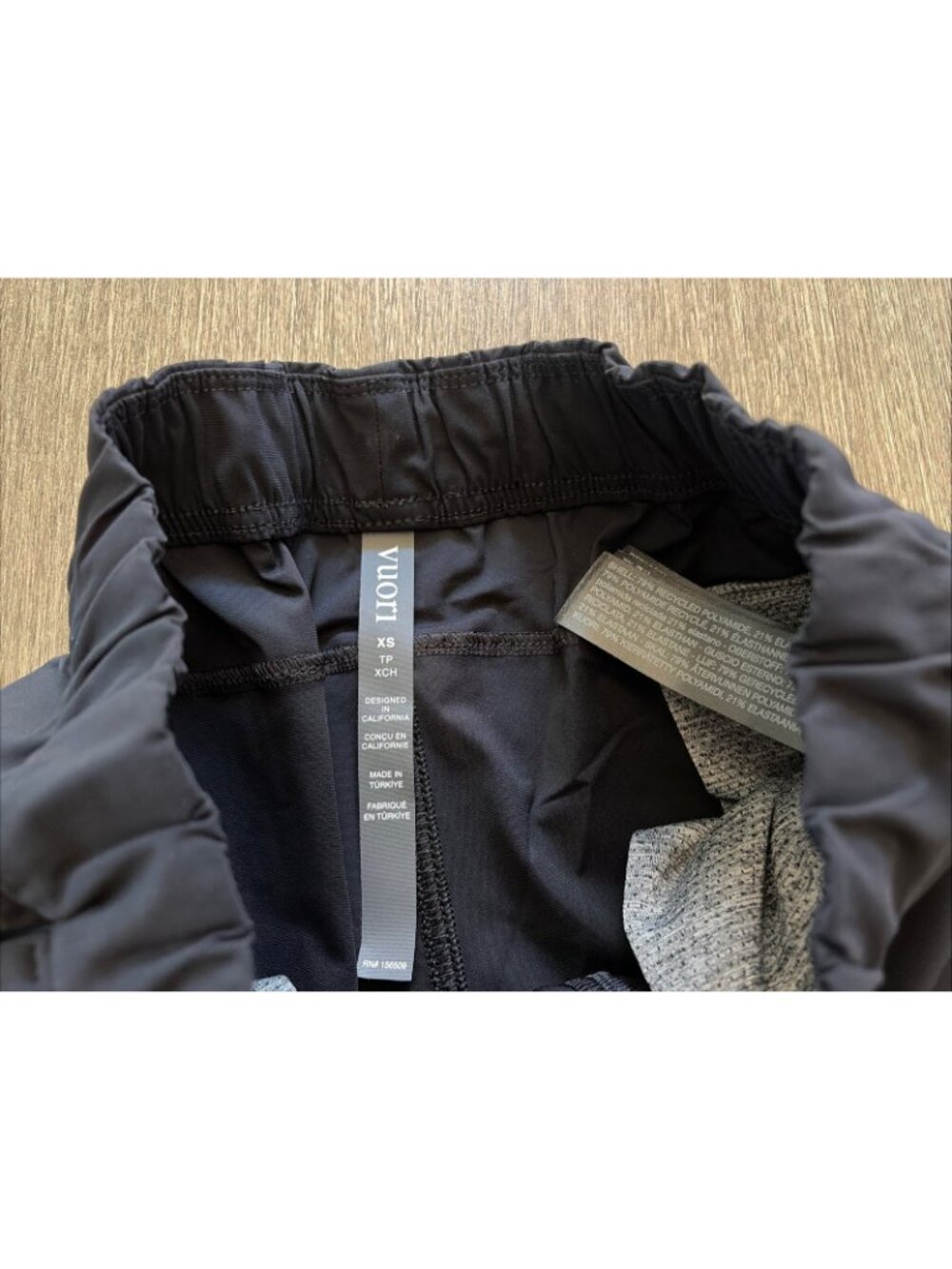 NWT Women’s Vuori Miles Ankle Pant Color Black, Size XS New - Picture 5 of 7